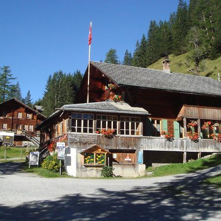 Berghaus Iffigenalp Hotel Lenk Bagian luar foto