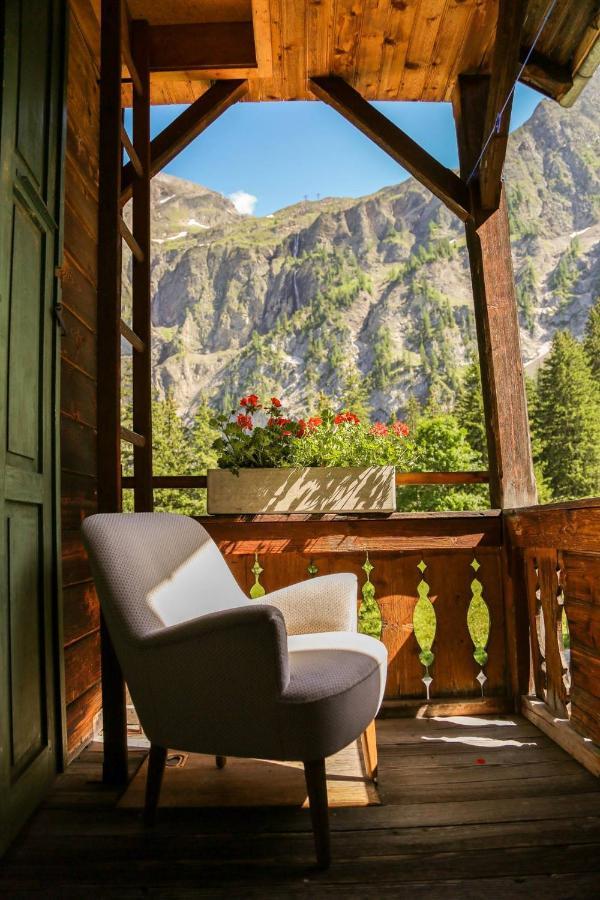 Berghaus Iffigenalp Hotel Lenk Bagian luar foto